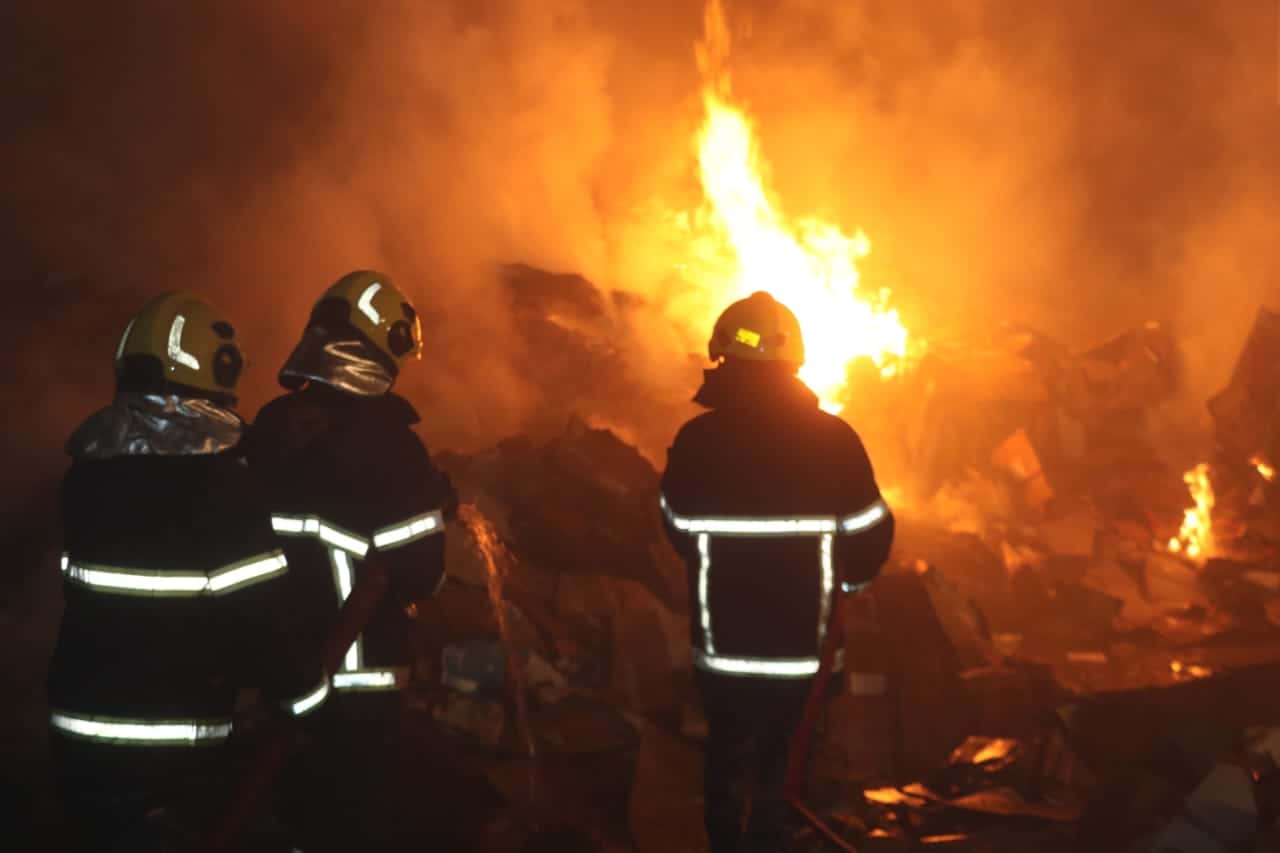 الدار - قال الناطق الاعلامي باسم مديرية الأمن العام أن فرق الاطفاء الم