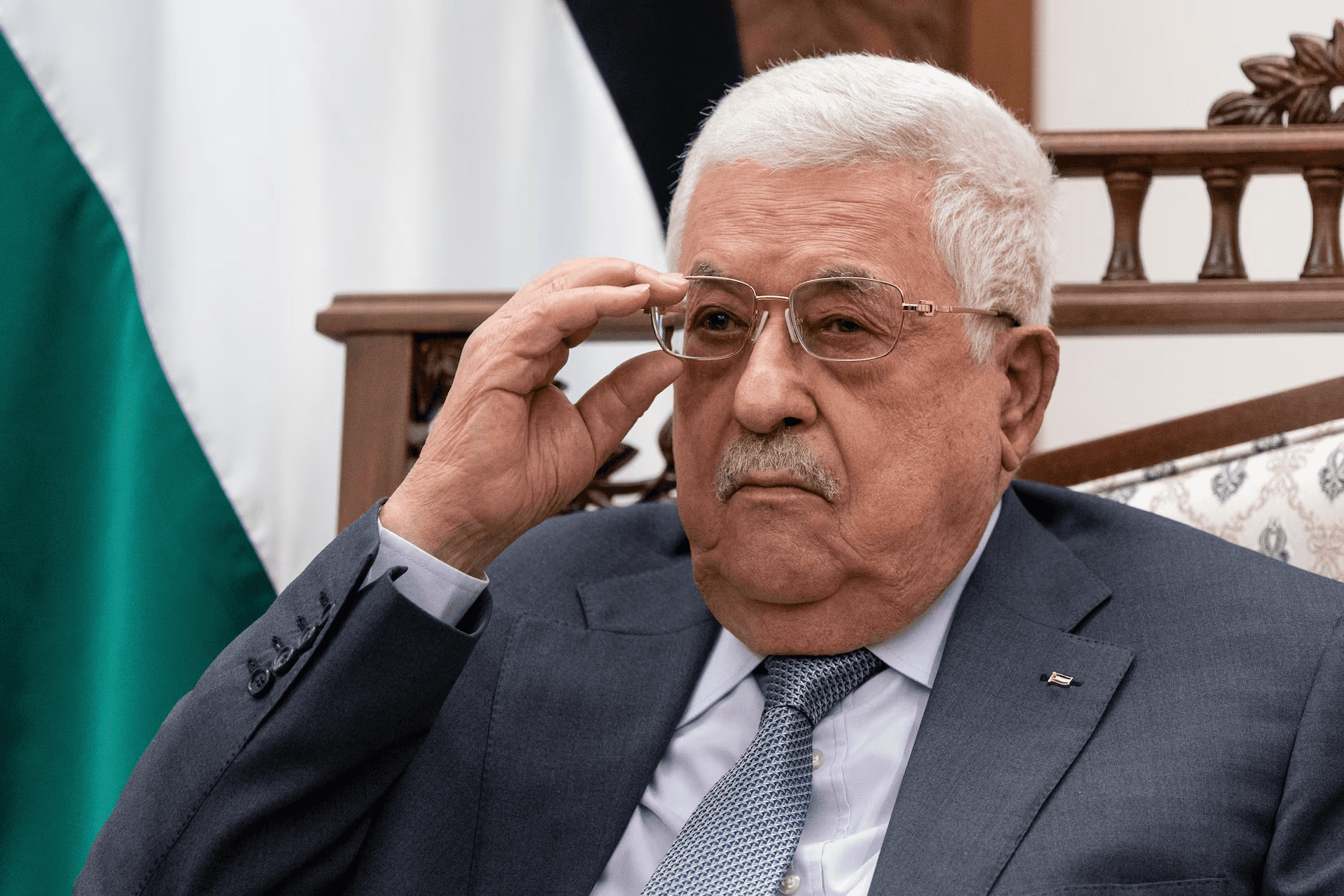 محمود عباس قائدا لـ فتح بالإجماع لقيادة المرحلة الأصعب