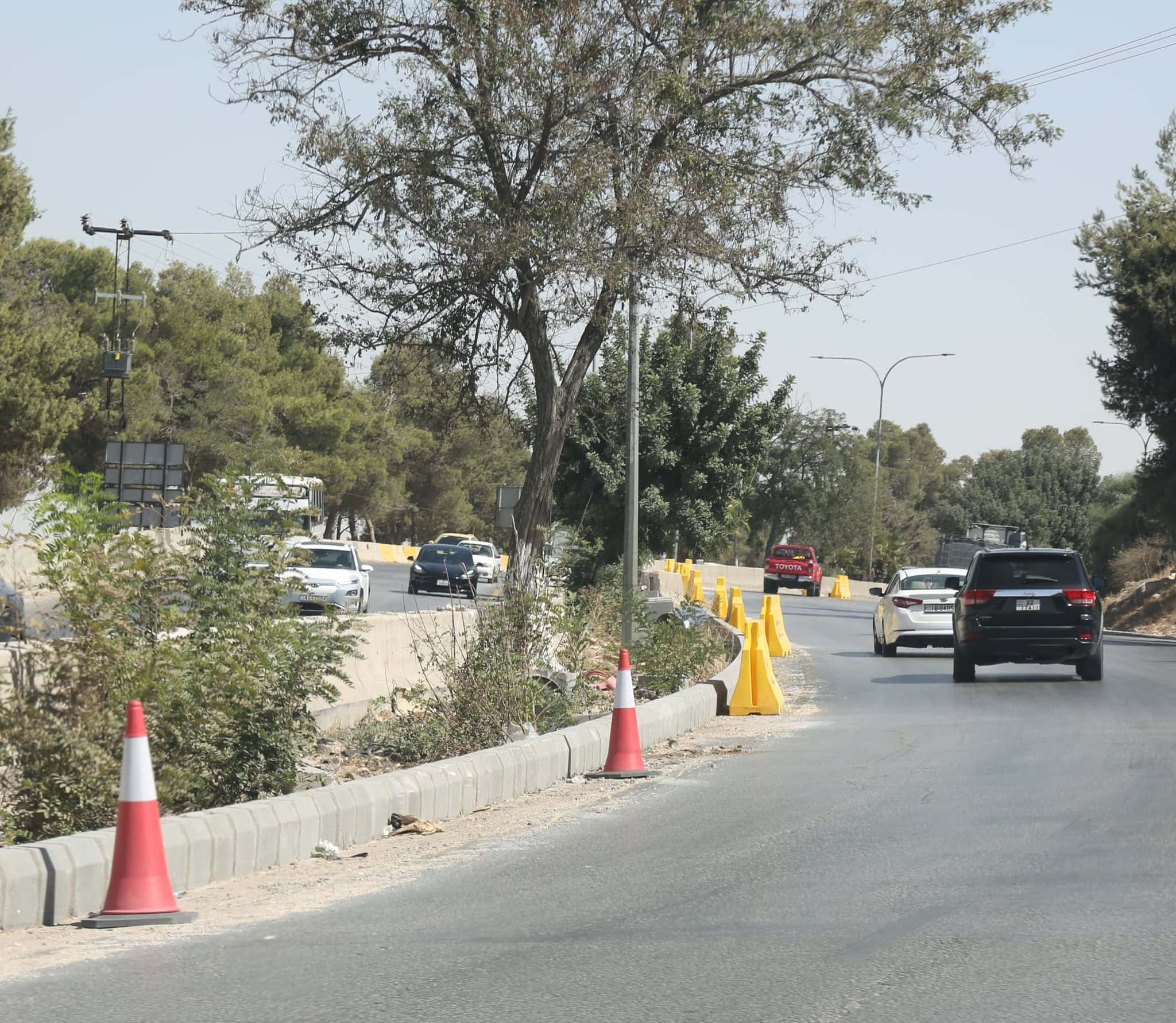 أعلنت وزارة الأشغال العامة والإسكان، بالتعاون مع إدارة السير، عن إغلاق