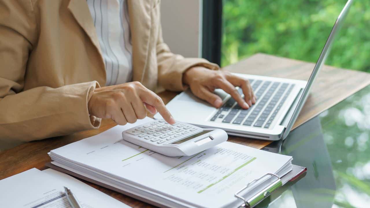 الدار -  حثّت دائرة ضريبة الدخل والمبيعات جميع المكلفين الذين لم يقومو