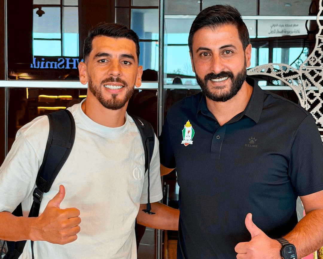 الدار -  وصل لاعب الوسط المغربي فوزي عبد المطلب، اليوم الخميس، إلى الأ