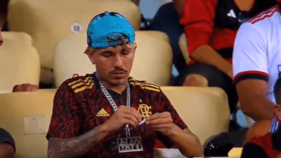 الدار -  نشر أحد المشاهير البرازيليين، ويدعى “gagooficia”، مقطع فيديو
