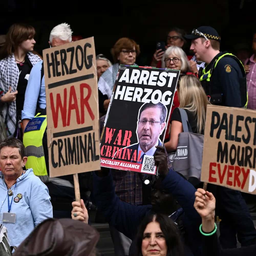 الدار - شهدت مدينة سيدني الأسترالية توترات أمنية حادة وصدامات عنيفة بي