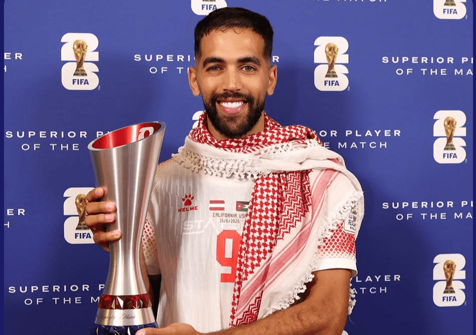 الدار - رغم الخسارة أمام المنتخب النمساوي، سطر نجم منتخبنا الوطني لكرة