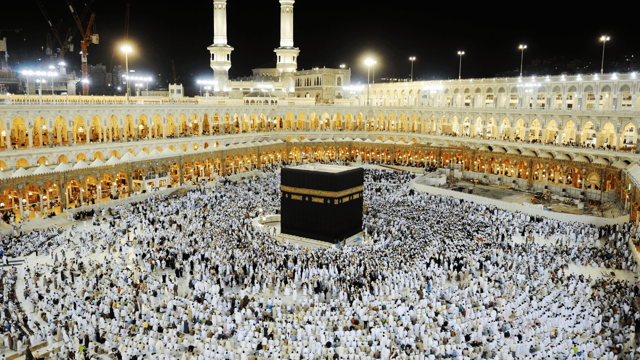 أكدت وزارة الأوقاف والشؤون والمقدسات الإسلامية، ضرورة الالتزام بالتعلي