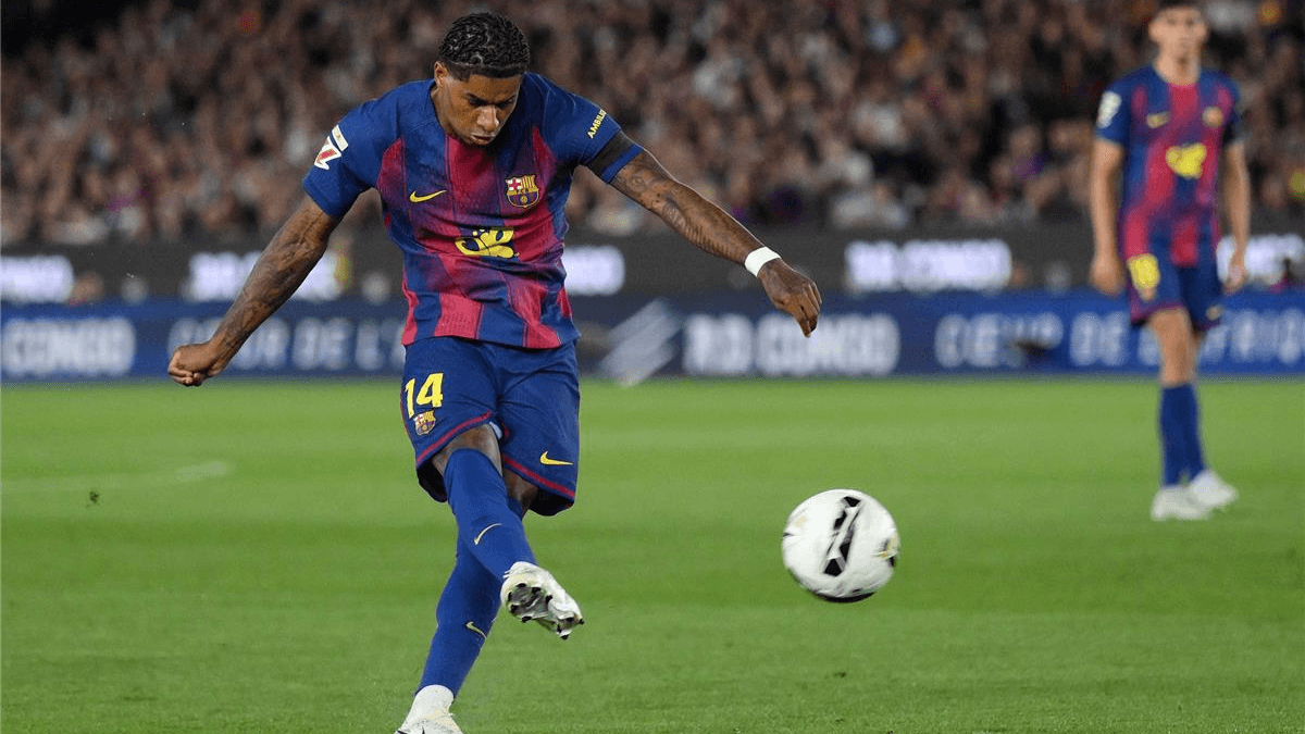 الدار -  حقق برشلونة لقب الدوري الإسباني لكرة القدم بفوزه المثير على غ