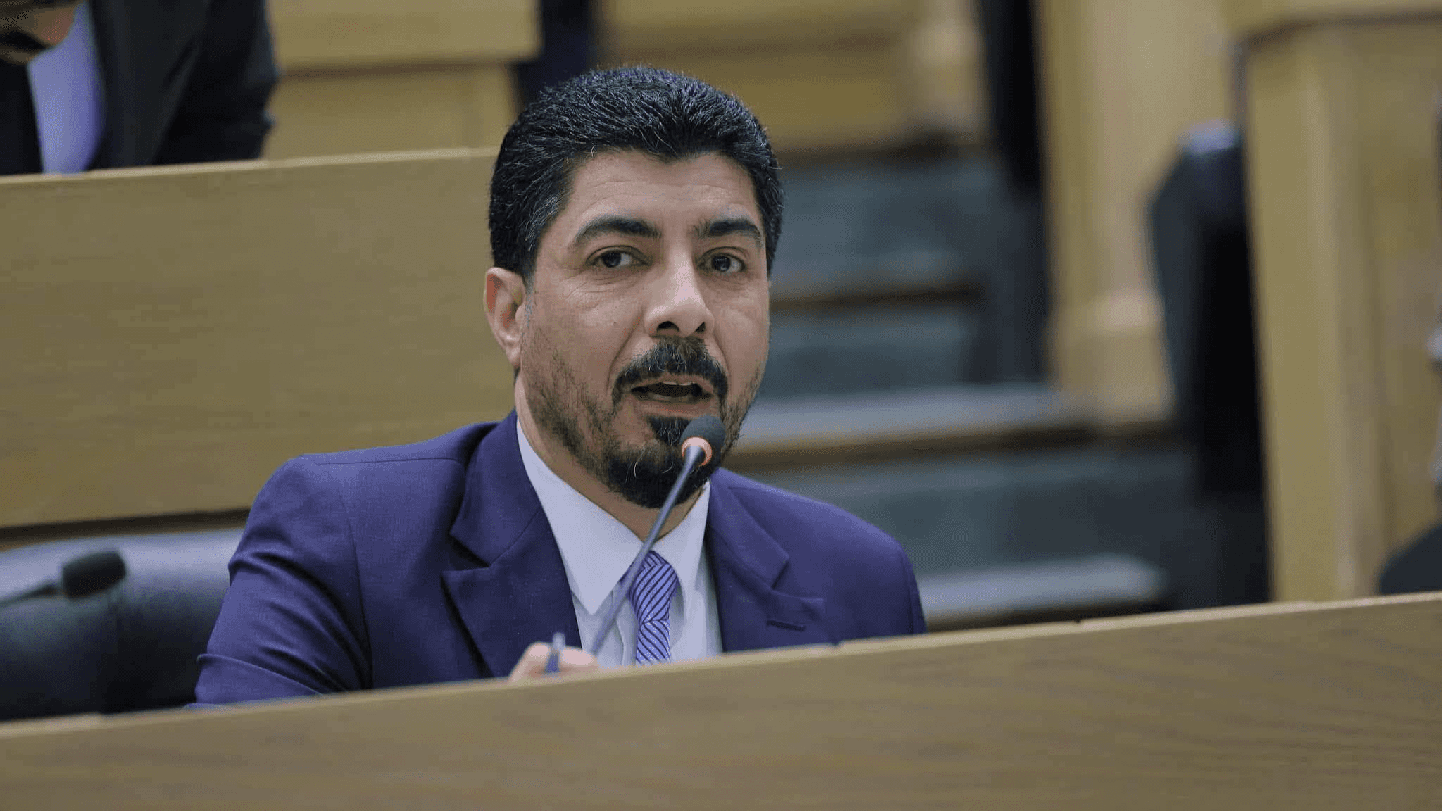 الدار - طالب النائب أحمد عشا، خلال جلسة مجلس النواب، بضرورة التوسع في