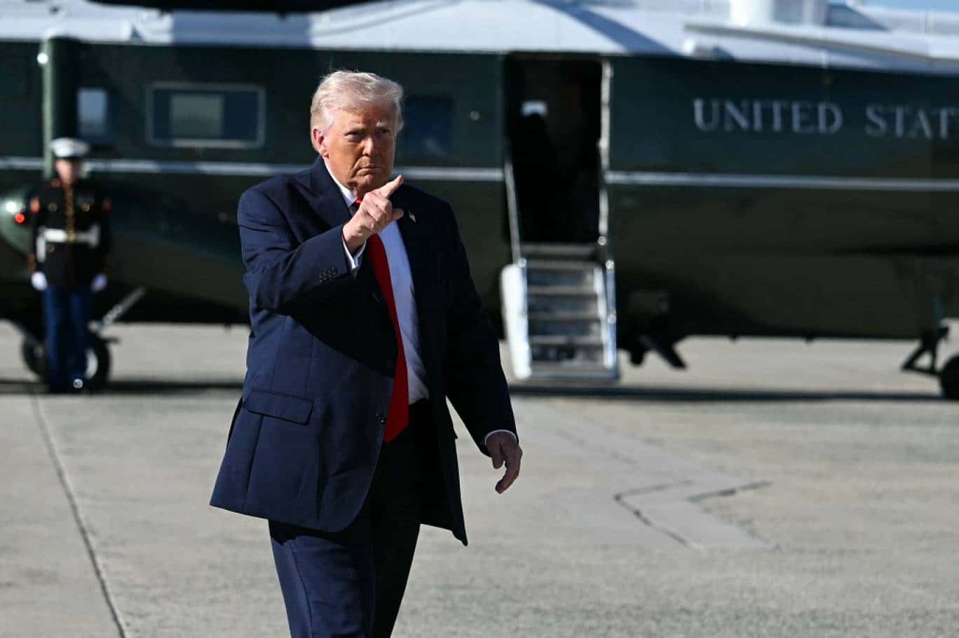 الدار -  قال الرئيس الأمريكي دونالد ترمب إنه لا يمانع التهديد بـ"موت ا