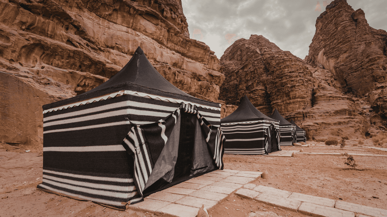 الدار -  اعتبر  الاستراتيجي السياحي نضال ملو العين أن قطاع السياحة لا