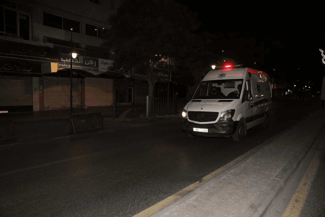 الدار - عمر عبدالرؤوف - توفي شخص وأُصيب اثنان إثر حادث تدهور مركبة شحن