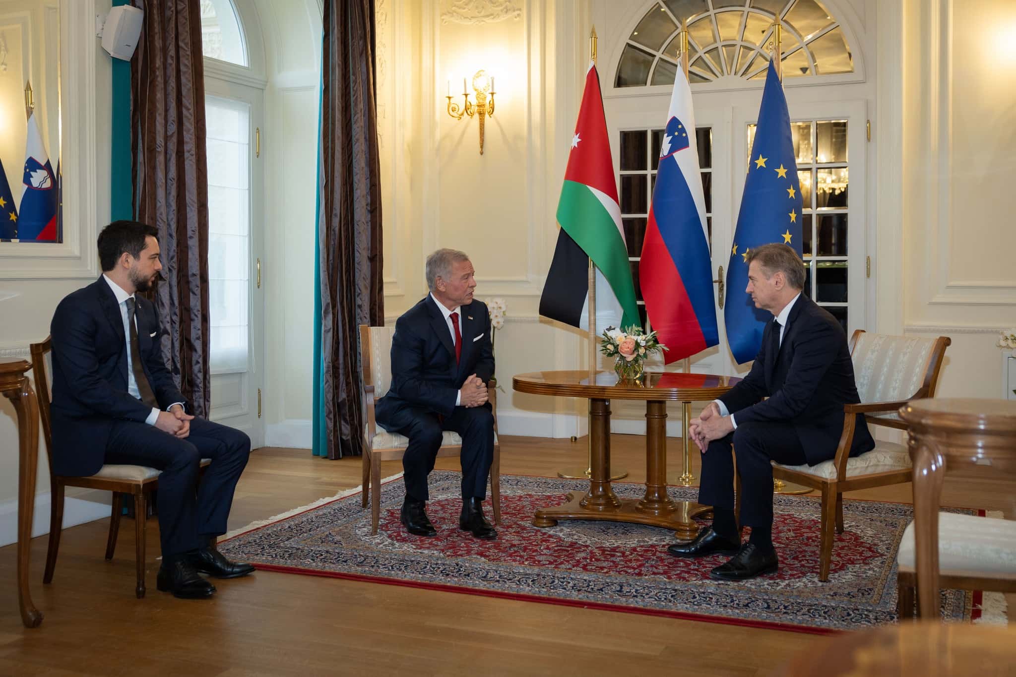 الدار -  هنأ جلالة الملك عبدﷲ الثاني، رئيس الوزراء السلوفيني روبرت غول