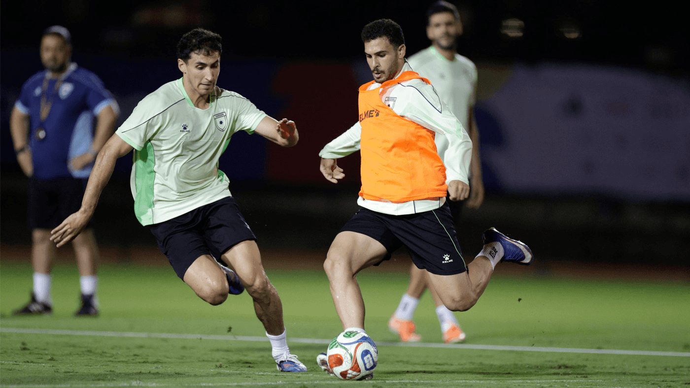 صعد المنتخب الوطني تحضيراته الفنية والبدنية، تأهبا لمواجهة نظيره الأرج