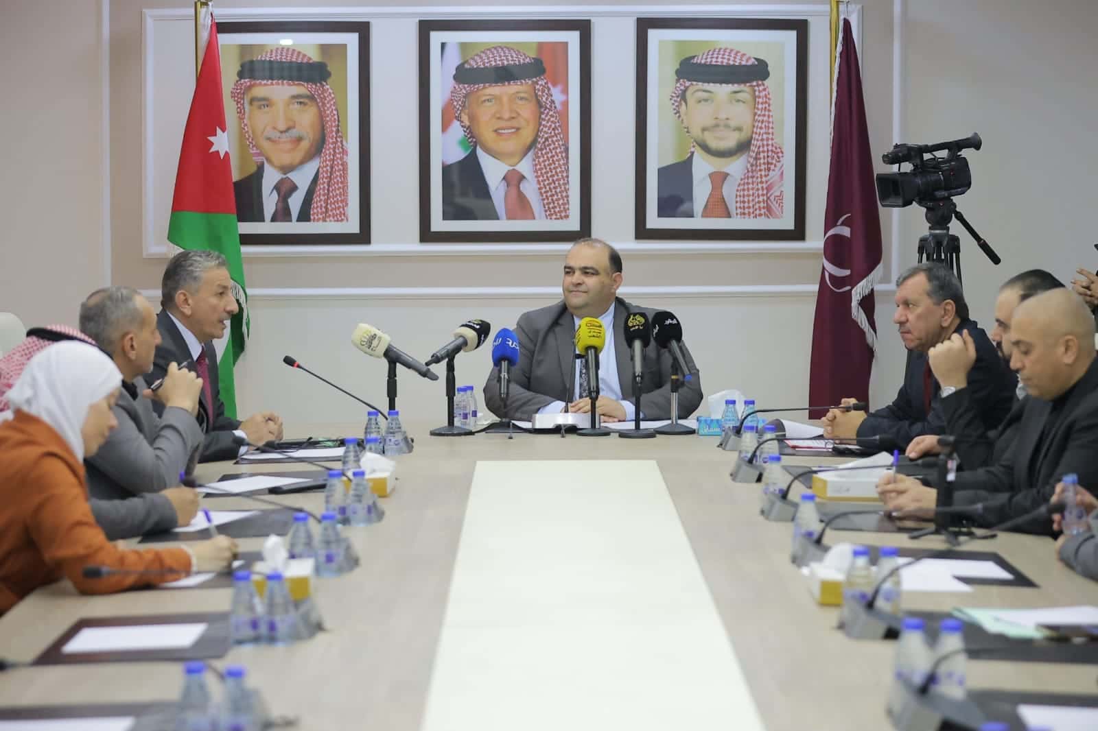 الدار - كشف رئيس لجنة الاقتصاد الرقمي والريادة النيابية، الدكتور مؤيد