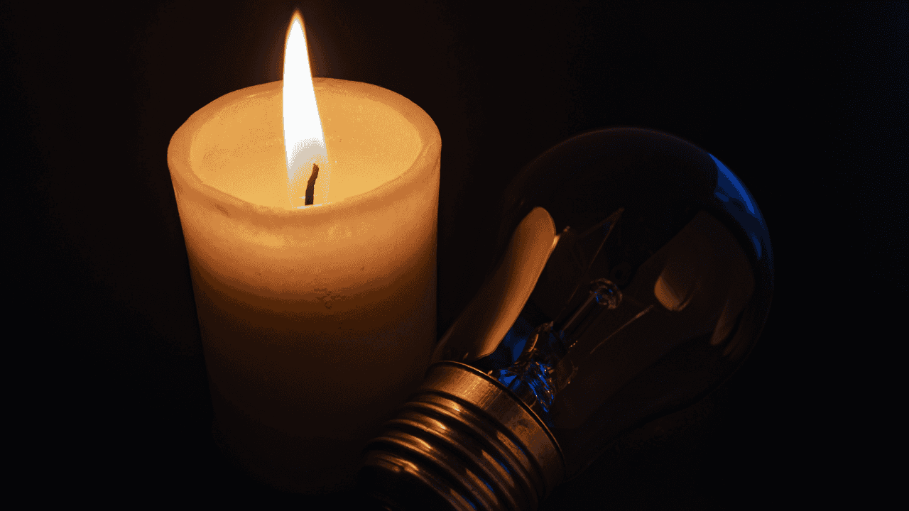 اشتكت مواطنة أردنية عبر برنامج "بصوتك مع عامر الرجوب" على إذاعة "عين إ