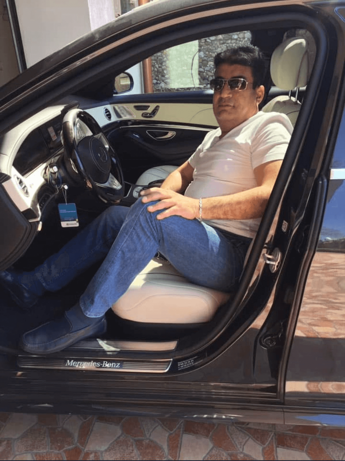 الدار -  توفي رجل الأعمال الأردني الدكتور المهندس أحمد إبراهيم عبدالرز