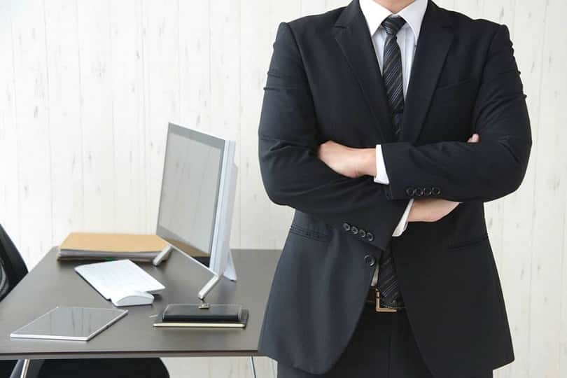 الدار - دعت هيئة الخدمة والإدارة العامة موظفي القطاع العام إلى المشارك