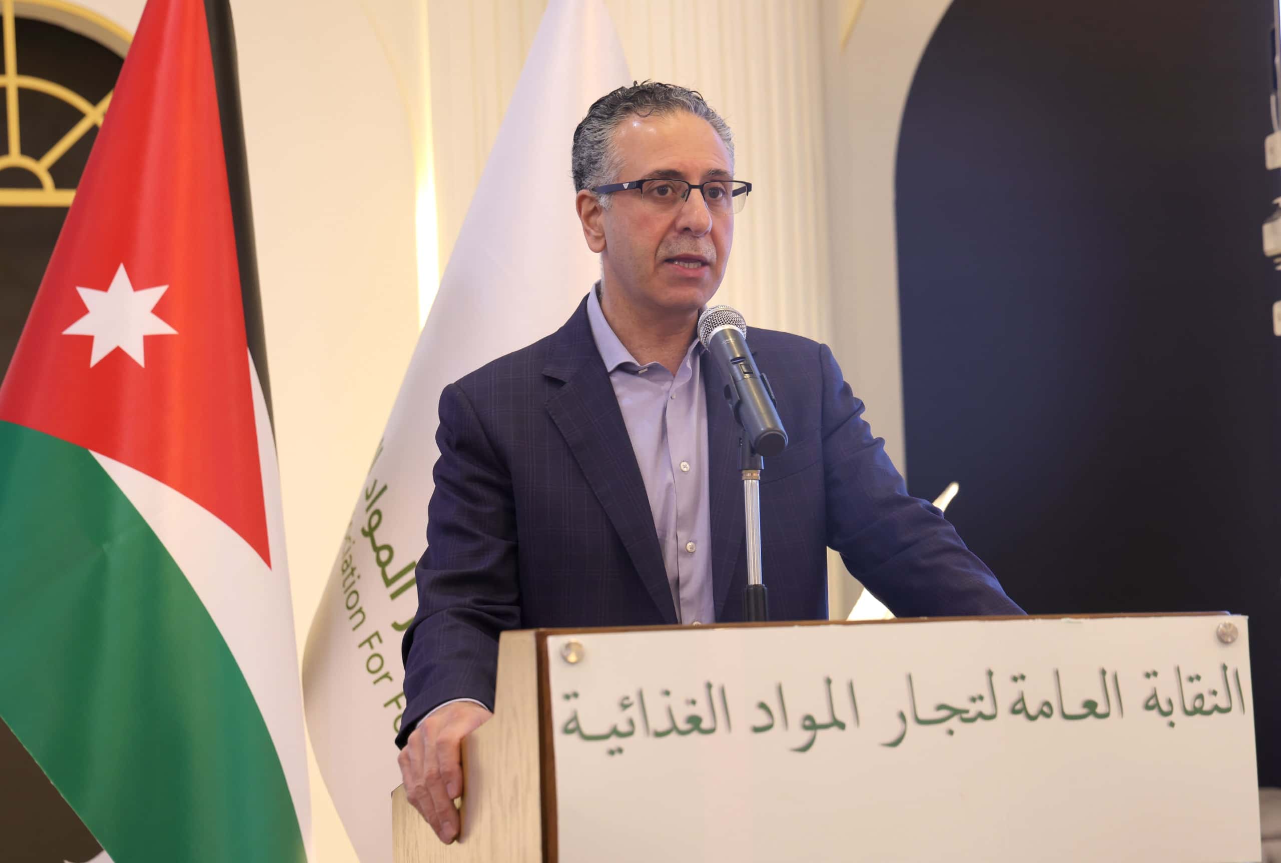 الدار - علي خلف - أكد وزير الصناعة والتجارة يعرب القضاة أن المملكة تمت