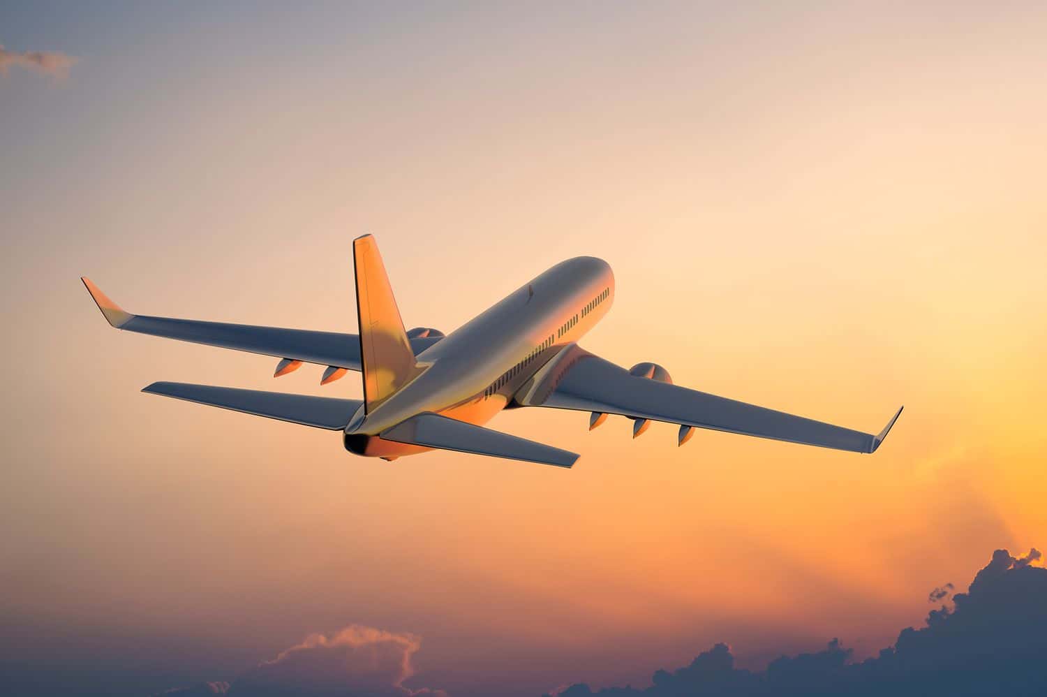 أزمة الوقود: إلغاء رحلات ورسوم إضافية.. إليكم إجراءات شركات الطيران