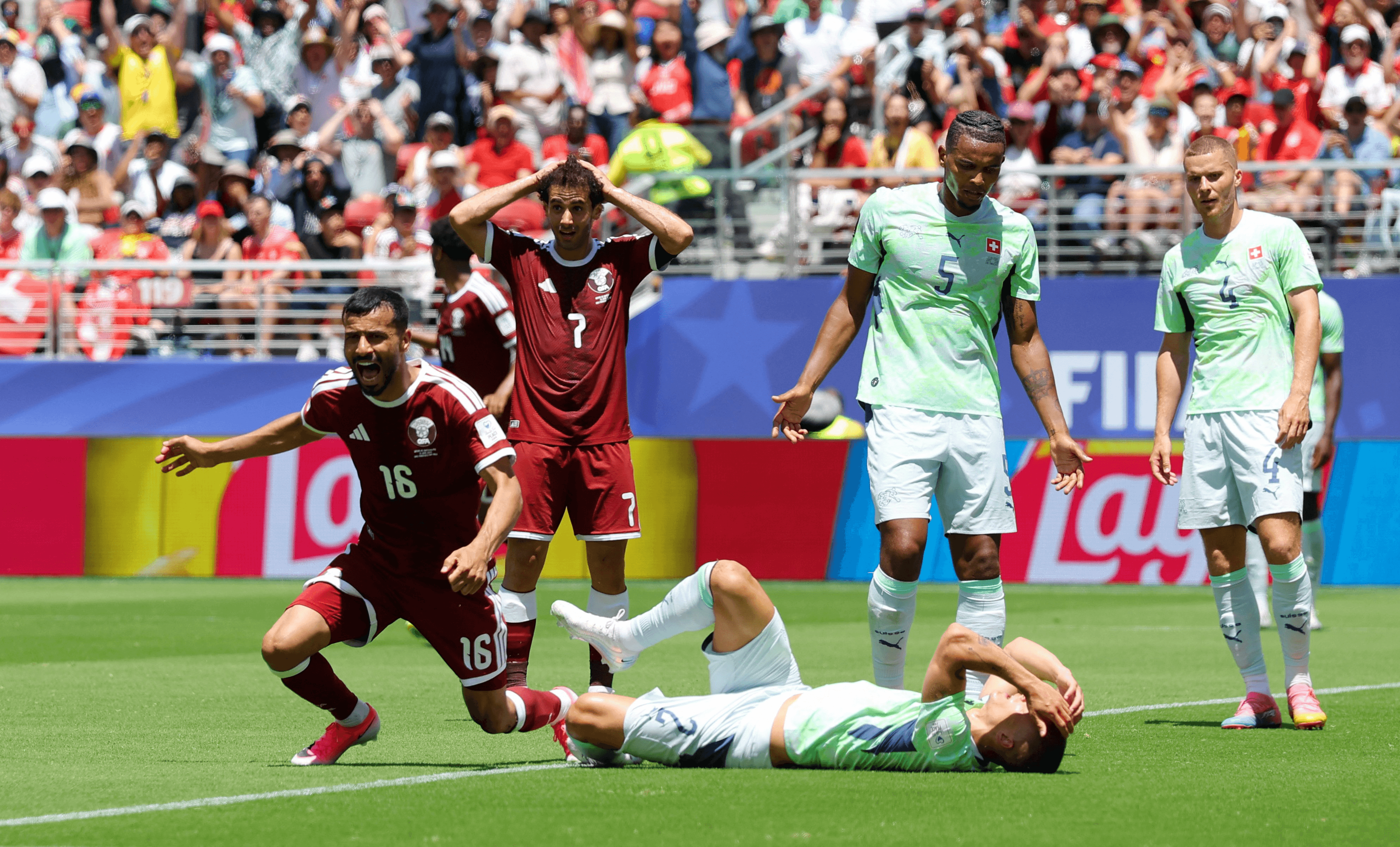 الدار - خطف المنتخب القطري تعادلاً قاتلاً ومثيراً أمام نظيره السويسري