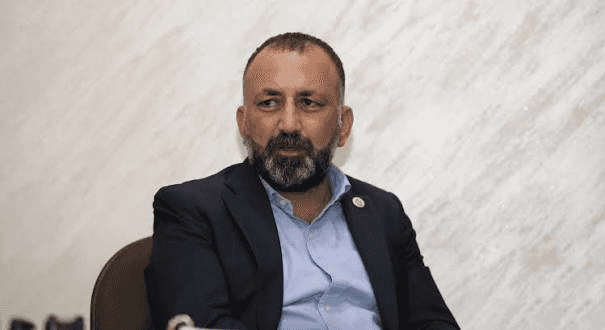 الدار - ردت الحكومة على منشور متداول لرئيس نادي الوحدات السابق، بشار ا