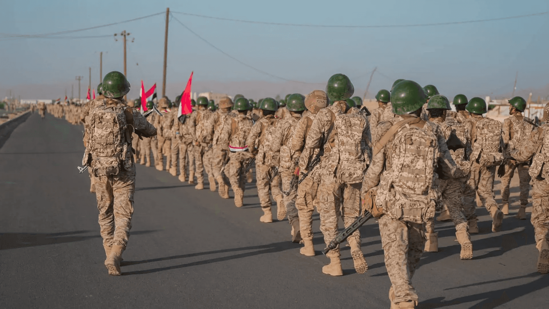 دعا رئيس مجلس القيادة الرئاسي اليمني رشاد العليمي، الجمعة، الشعب إلى ا