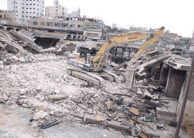 الدار -  بحث عدد من النواب خلال زيارة تفقدية إلى بلدية إربد الكبرى، ال