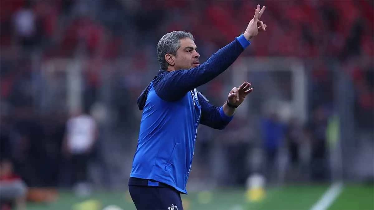 الدار -  كشف مصدر داخل نادي الزمالك عن غضب معتمد جمال، المدير الفني لل