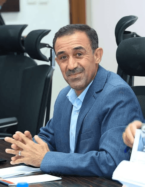 الدار -   ناجح عبدالفتاح الصوالحة - ذهب الملك كما كان يذهب دائما الي ا