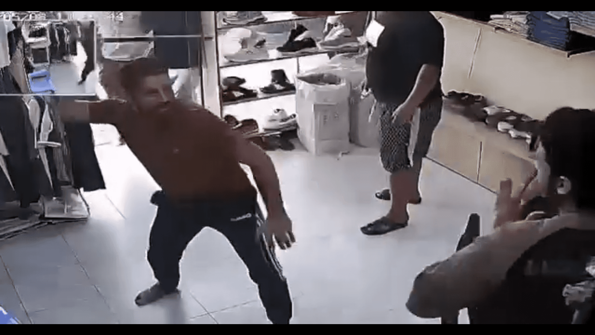 هجوم على محل تجاري في النجف