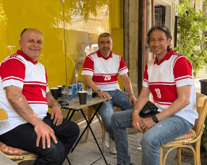 الدار -  نشر المدرب الوطني ولاعب المنتخب الوطني السابق، عبدالله أبو زم