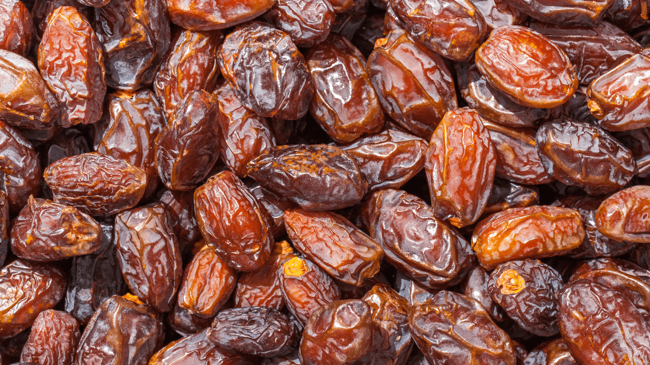 الدار -  أغلقت كوادر المؤسسة العامة للغذاء والدواء مصنعاً لتعبئة التمو