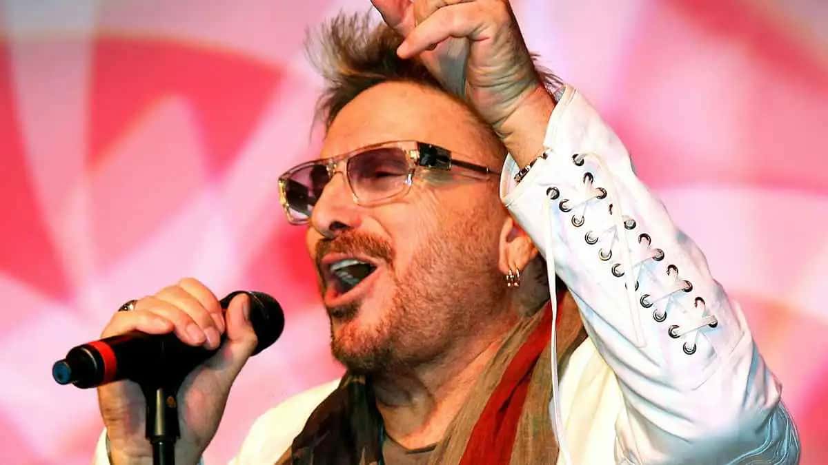 توفي تشاك نيغرون، أحد مؤسسي فرقة الروك الأمريكية الشهيرة Three Dog Nig