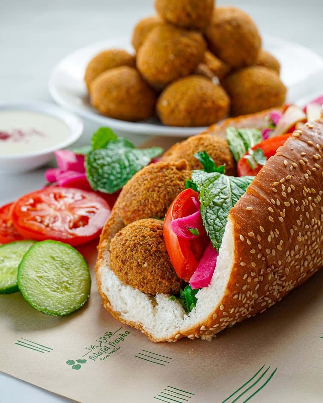 خاص - قال نقيب أصحاب المطاعم والحلويات عمر العواد إن هناك ارتفاعاً عال