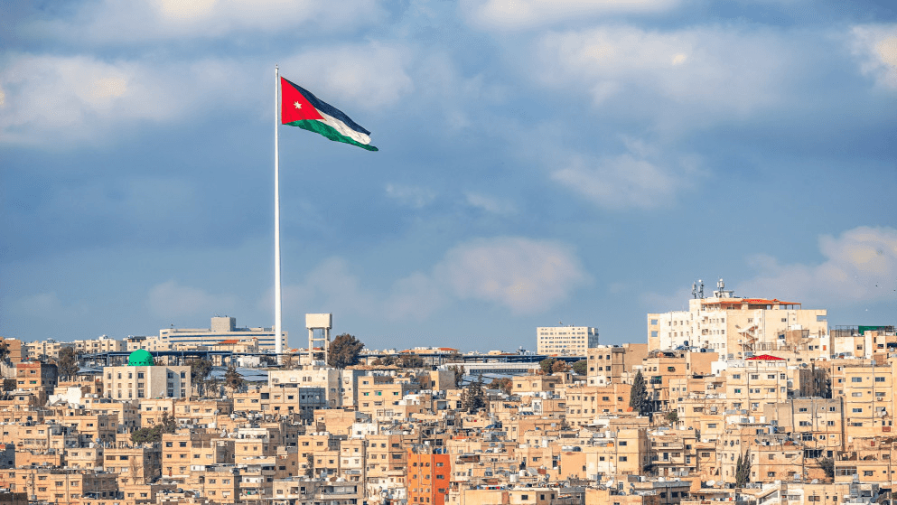 يكون الطقس اليوم الأربعاء، صيفيًا معتدل الحرارة في أغلب المناطق، وحارا