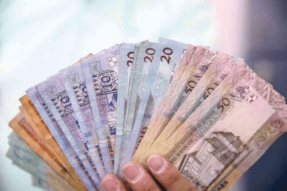 قالت المؤسسة العامة للضمان الاجتماعي إن رواتب متقاعدي المؤسسة ستودع في