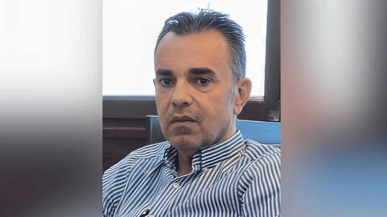 الدار - تقدم نائب رئيس وعضو لجنة بلدية إربد الكبرى، عماد النداف، رسميا