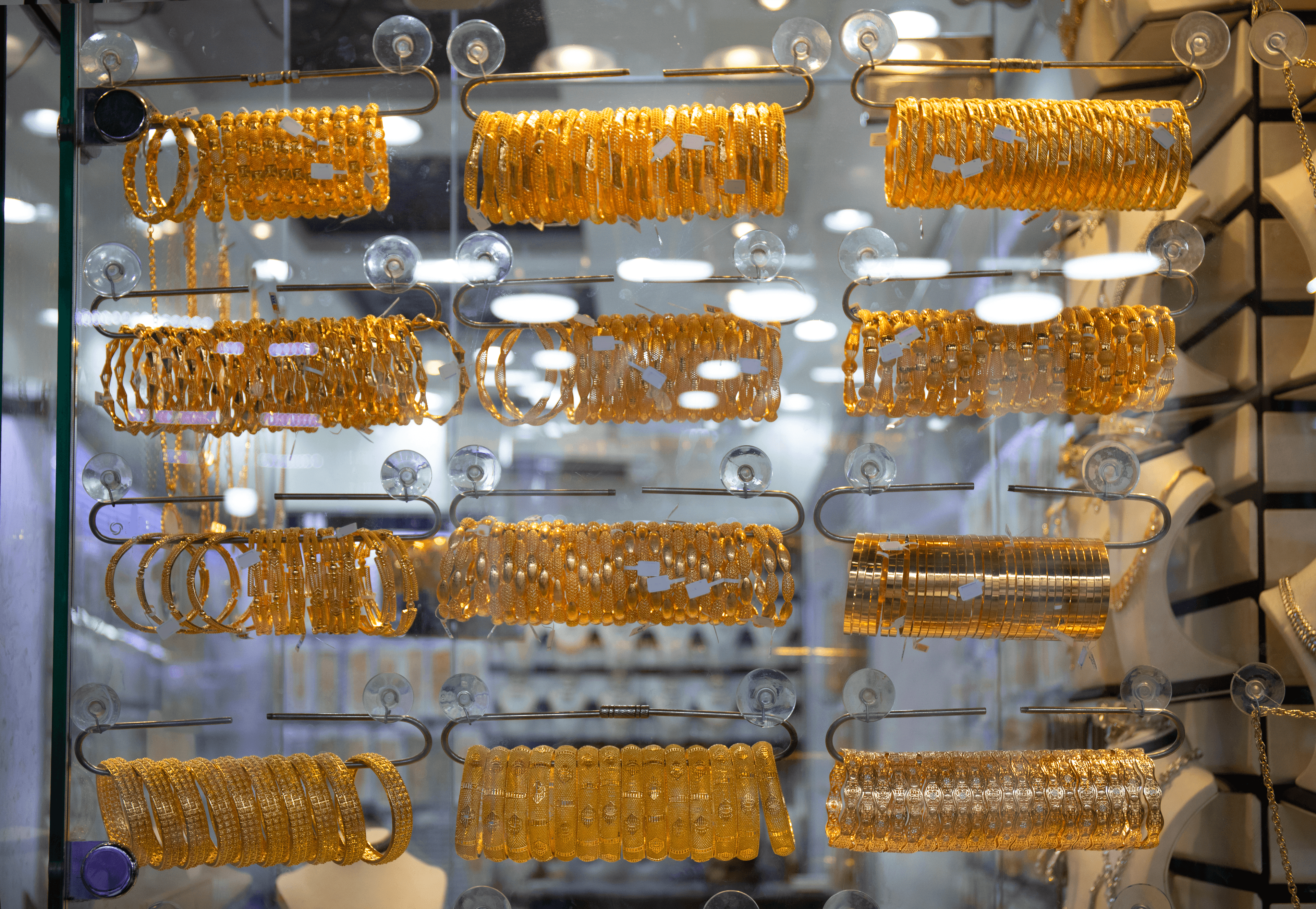 الدار -  شهدت أسعار الذهب في السوق المحلي الأردني استقراراً اليوم الأح