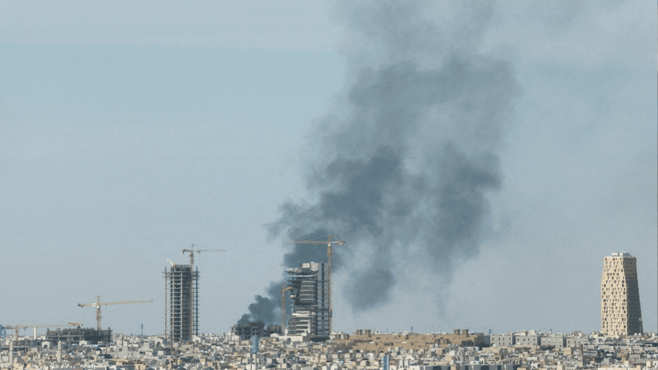 الدار -  أعلنت وزارة الدفاع السعودية عن نجاح قواتها في اعتراض وتدمير 2