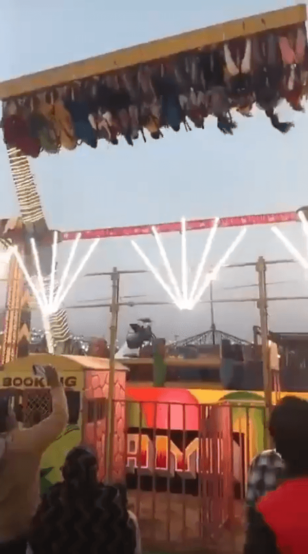 مصرع شخصين وإصابة 12 بانهيار لعبة ملاهي في الهند