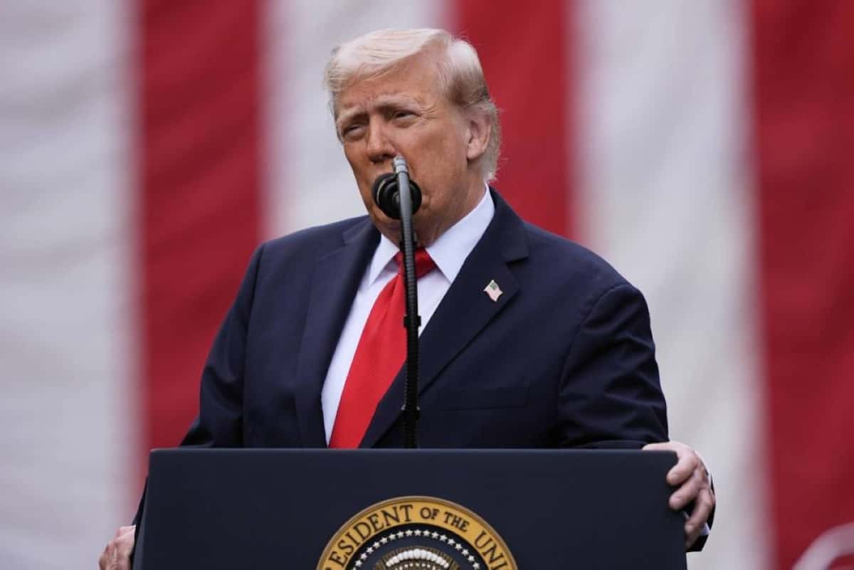 الدار - توعد الرئيس الأمريكي دونالد ترمب إيران برد عسكري قاسٍ في حال أ