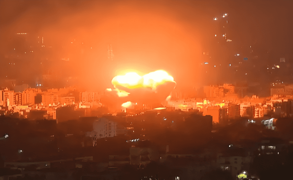 الدار -  أكد الناطق باسم "الجيش الإسرائيلي" مقتل عدد من القادة الإيران