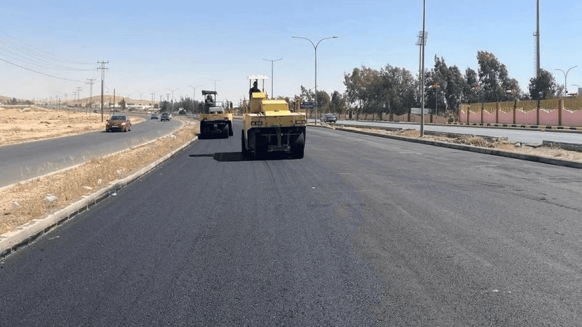 الدار - تباشر أمانة عمّان الكبرى، مساء اليوم الخميس، تنفيذ أعمال تعبيد