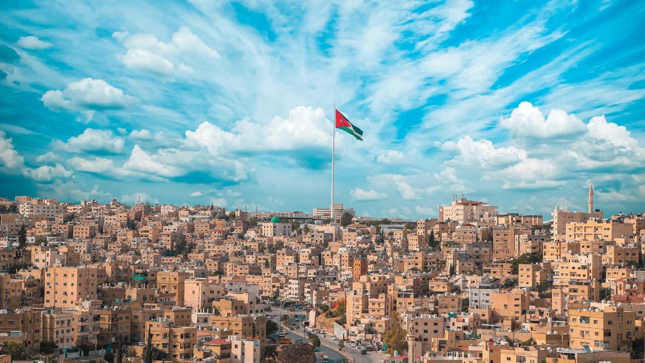 أطلق المركز الوطني للأمن السيبراني ودائرة الإحصاءات العامة حملة توعوية