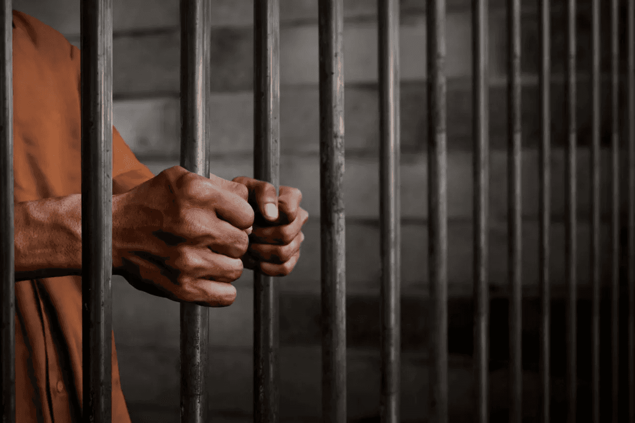 وافق وزير الداخلية، مازن الفراية، الاثنين، على استكمال الحكام الإداريي