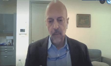 الدار - كشف الخطاط الأردني مجد عبد الوهاب، عن كواليس وقصة لوحة "كل مُر