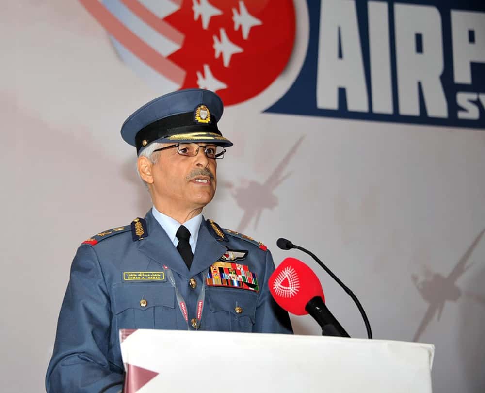 الدار - أكد قائد سلاح الجو الملكي البحريني، اللواء الركن طيار الشيخ حم