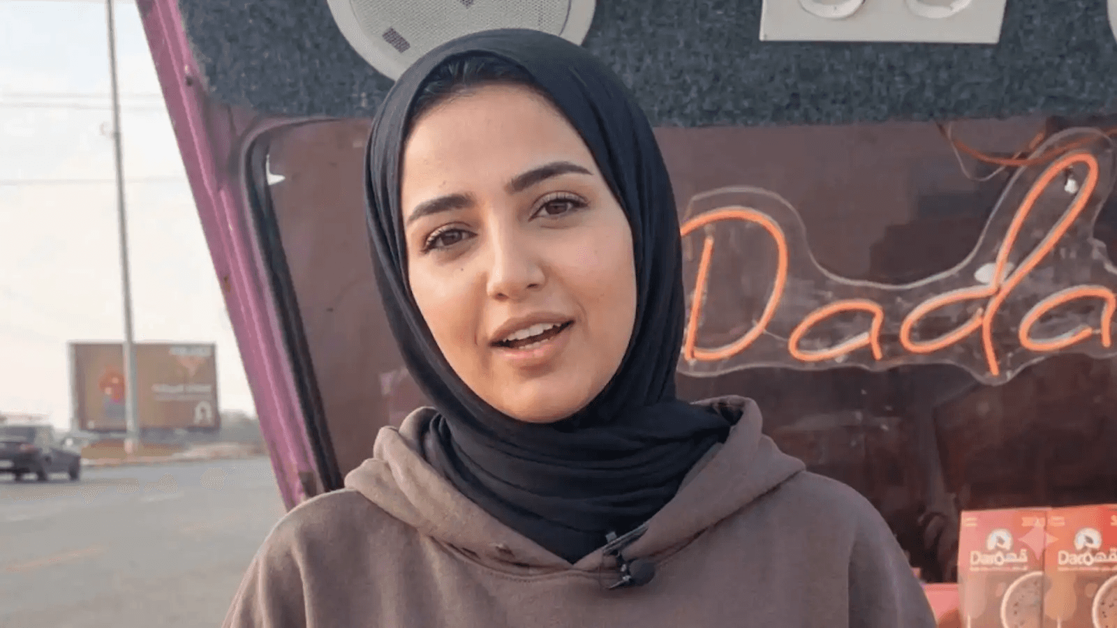 الدار -  حسم والد الفتاة المصرية "هدير"، المعروفة بـ "بائعة الشاي" وال