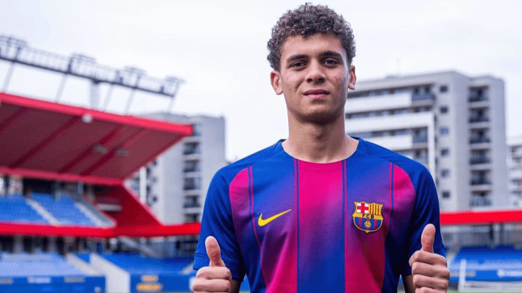 الدار - أعلن نادي برشلونة الإسباني توصله لاتفاق رسمي مع مهاجمه المصري
