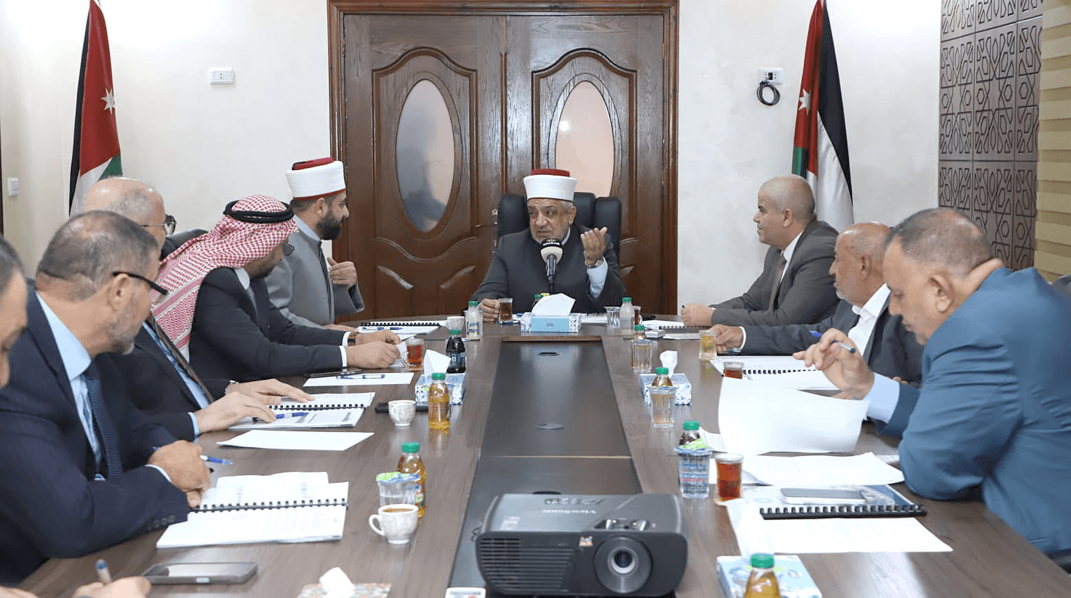 الدار - أقر مجلس إدارة صندوق الزكاة، خلال اجتماع ترأسه وزير الأوقاف وا