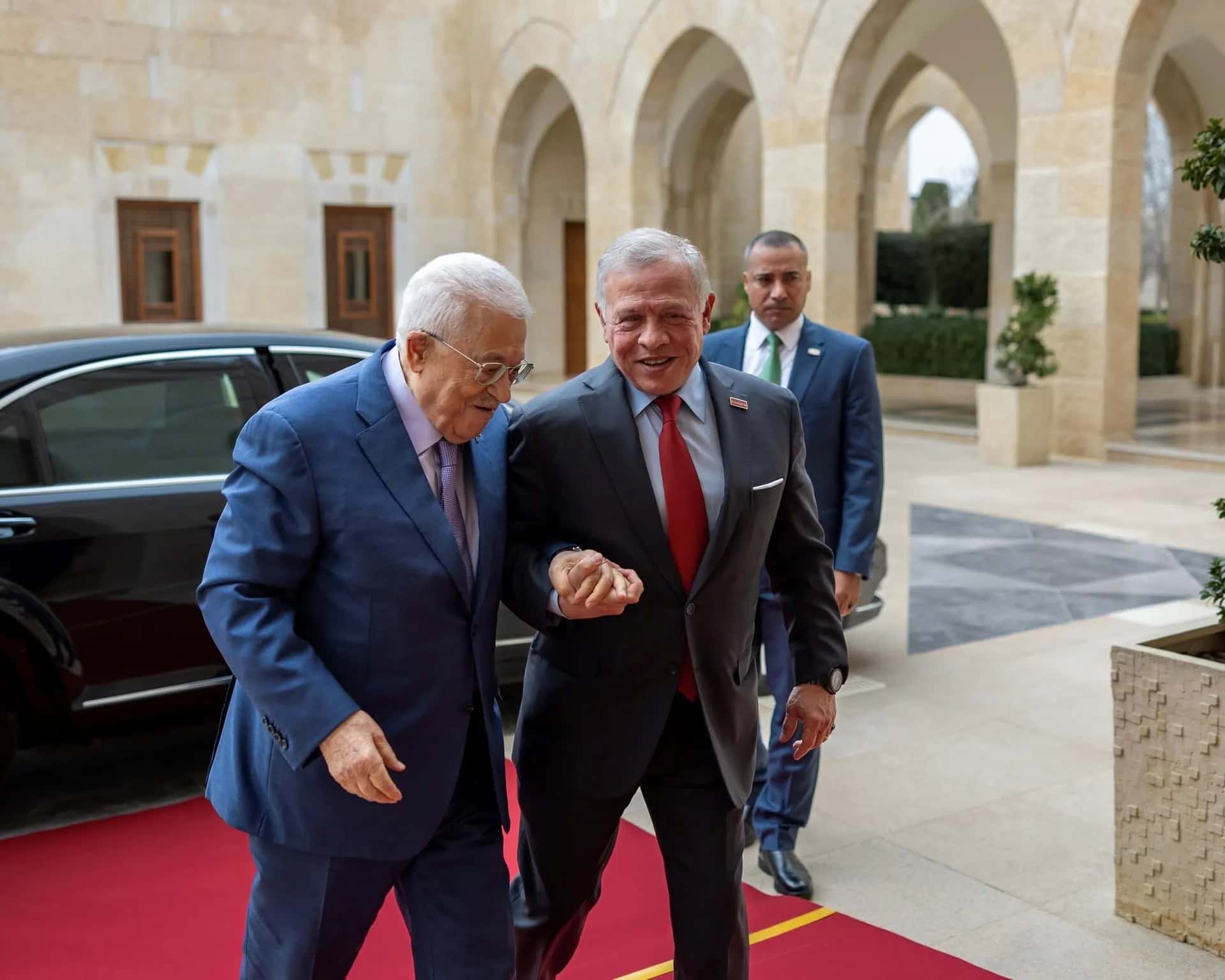 تلقى جلالة الملك عبدﷲ الثاني، السبت، اتصالا هاتفيا من الرئيس الفلسطيني